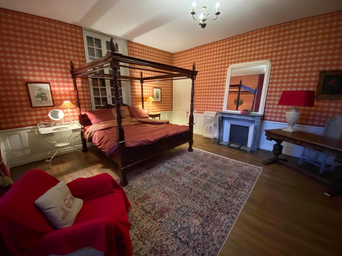 Le Castel Ecossais Panzió Senlis Kültér fotó