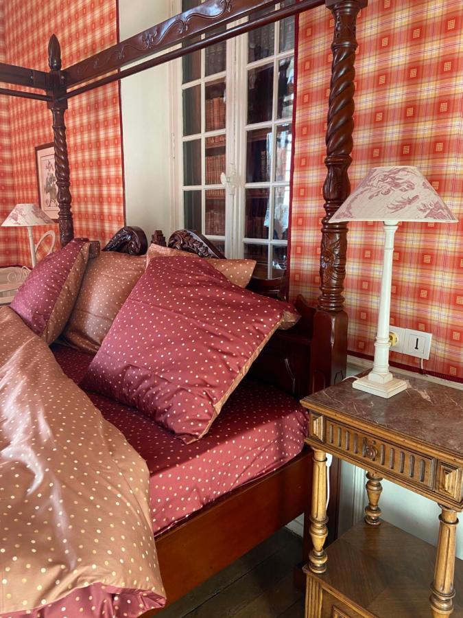 Le Castel Ecossais Panzió Senlis Kültér fotó